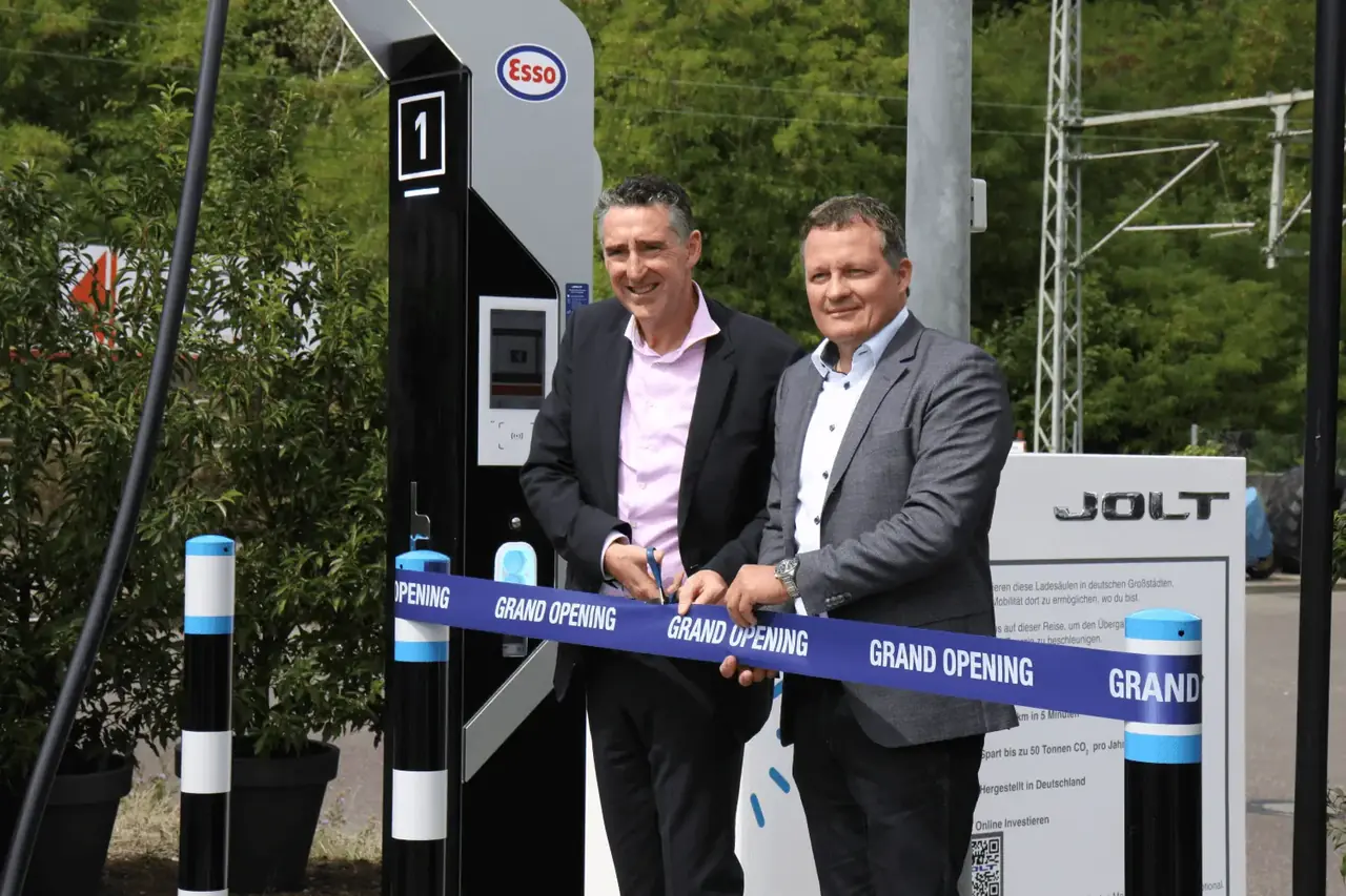 JOLT in de pers: Tankstelle, editie 5/2023
